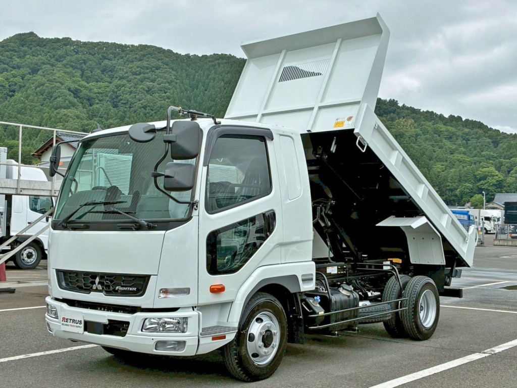 三菱 ファイター 2KG-FK62F(2WD)の写真1