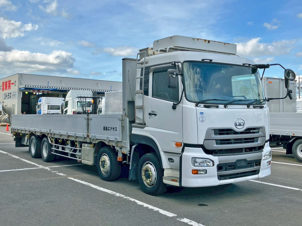 UDトラックス クオン QPG-CG5ZEの写真2