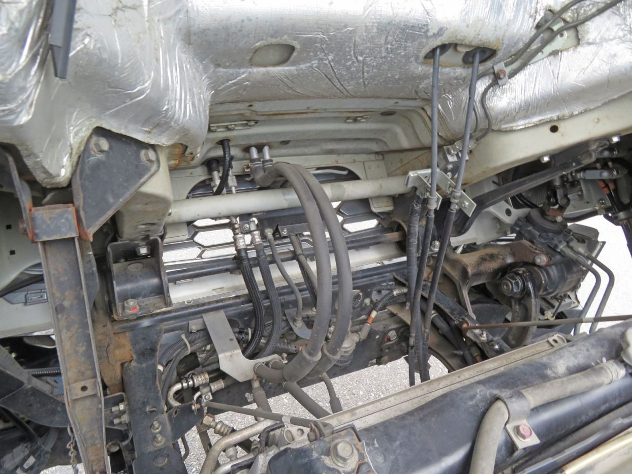 キャブ底面付近の状態です。|三菱 ファイター 2KG-FK62FZの写真63