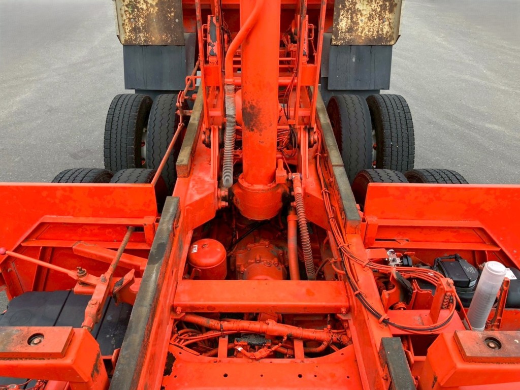 いすゞ ギガ 2PG-CXZ77CTの写真11