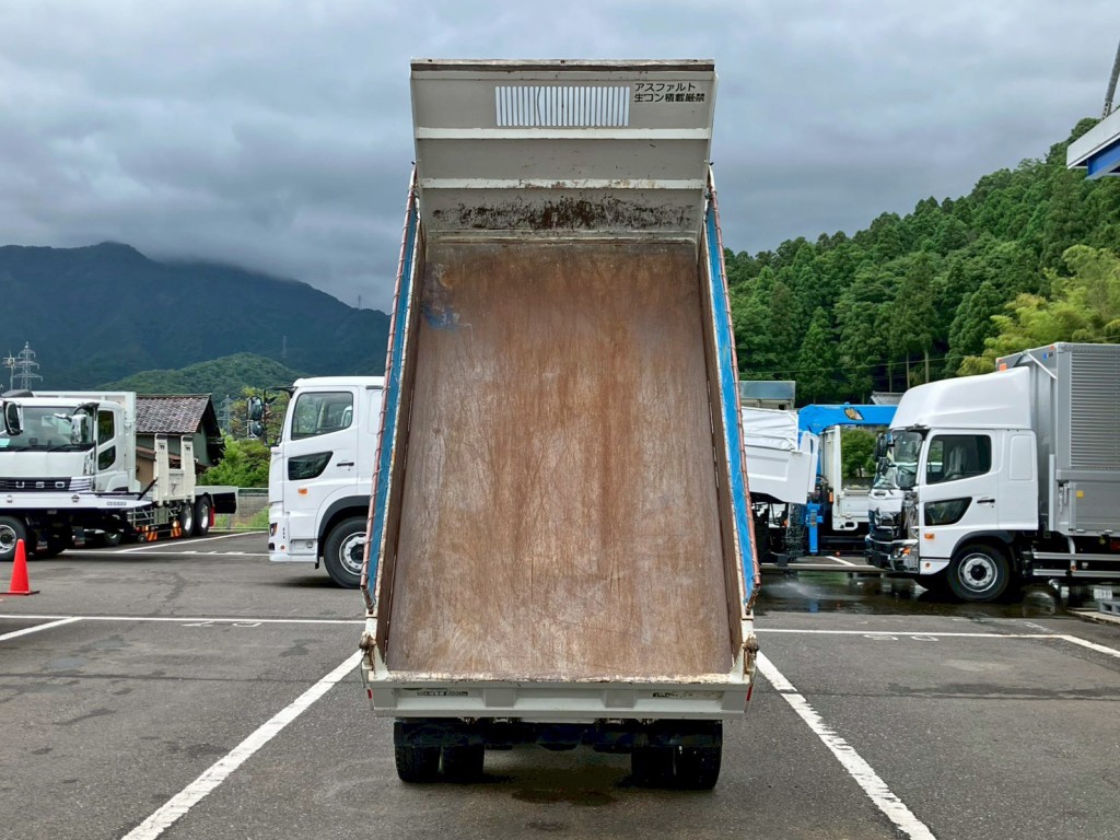 いすゞ エルフ TKG-NJR85AD(2WD)の写真22