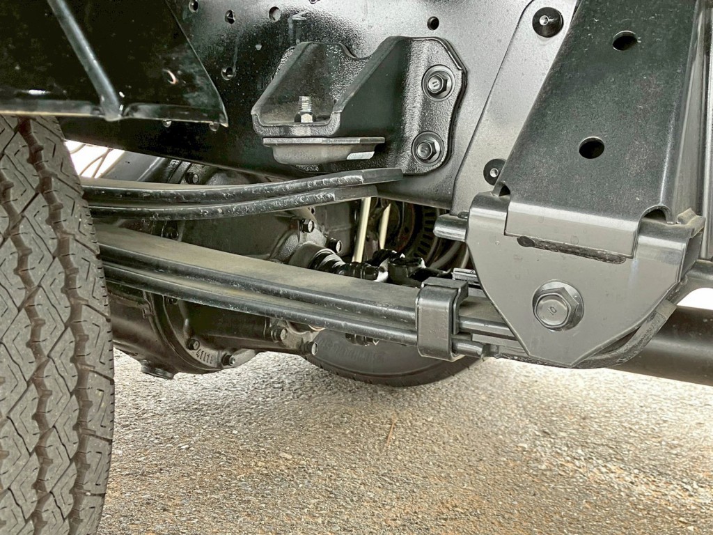 リーフサスです。|日野 デュトロ 2KG-XZU722M(2WD)の写真5