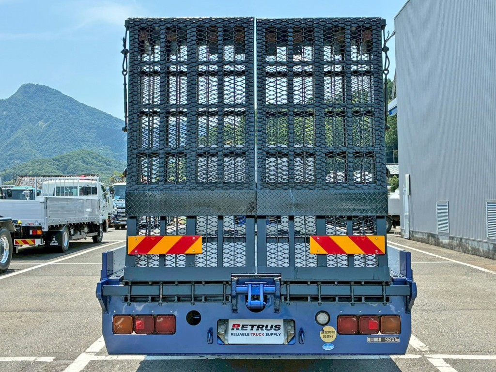 リヤ周りの状態です。|三菱 ファイター QDG-FQ62Fの写真19