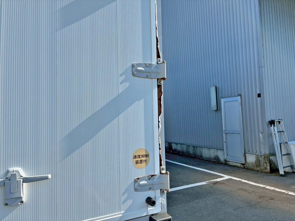 いすゞ ギガ 2PG-CYJ77Cの写真25