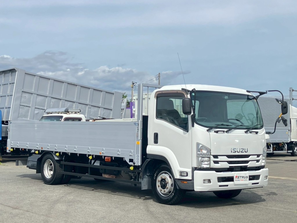 いすゞ フォワード 2RG-FTR90V2の写真2