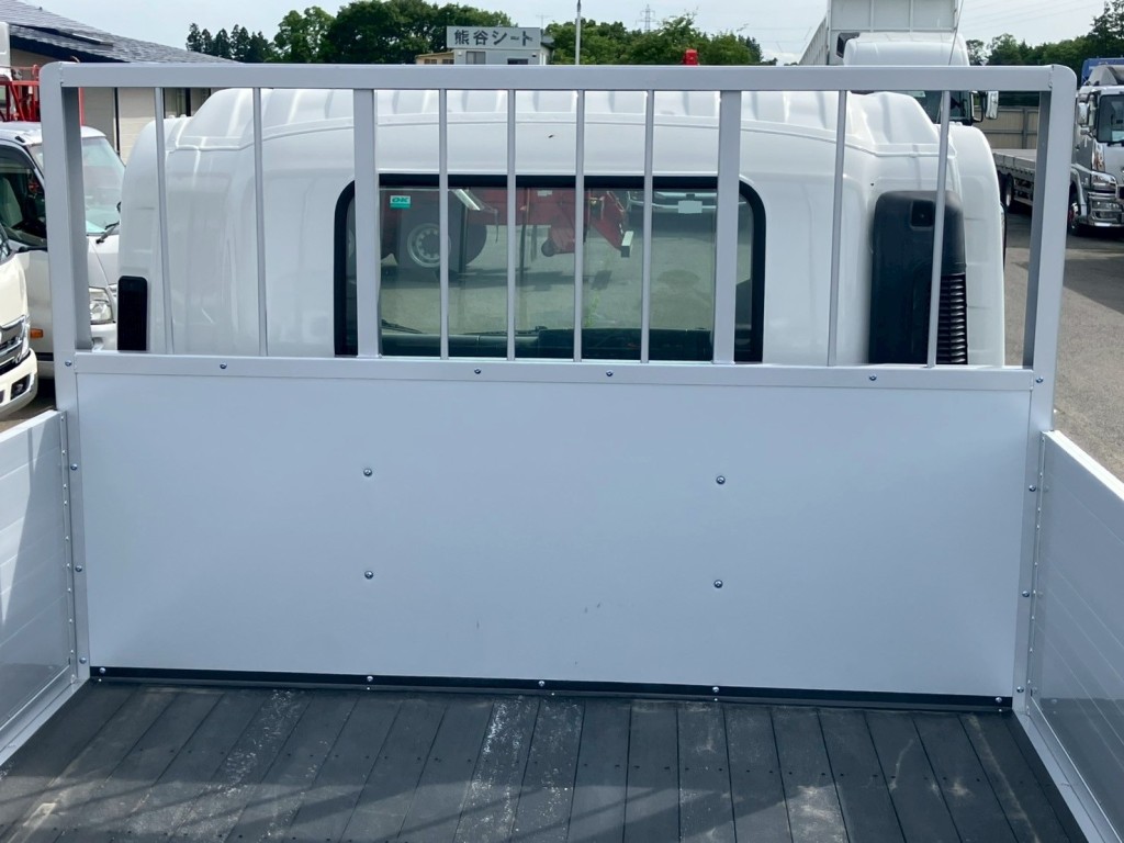 いすゞ フォワード 2RG-FTR90V2の写真10