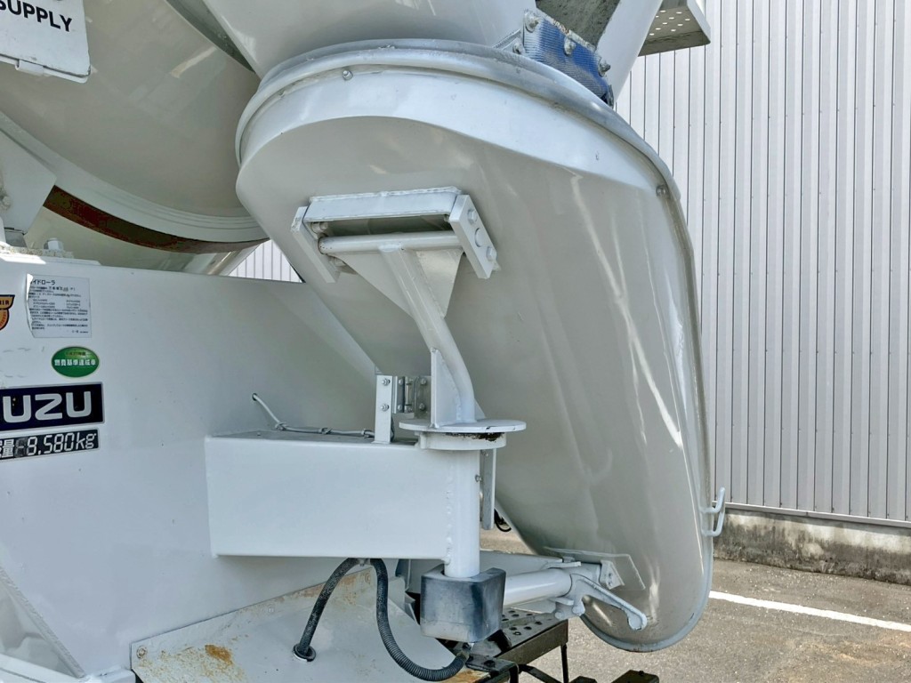 パワーシューターです。|いすゞ ギガ 2KG-CXZ77CTの写真12