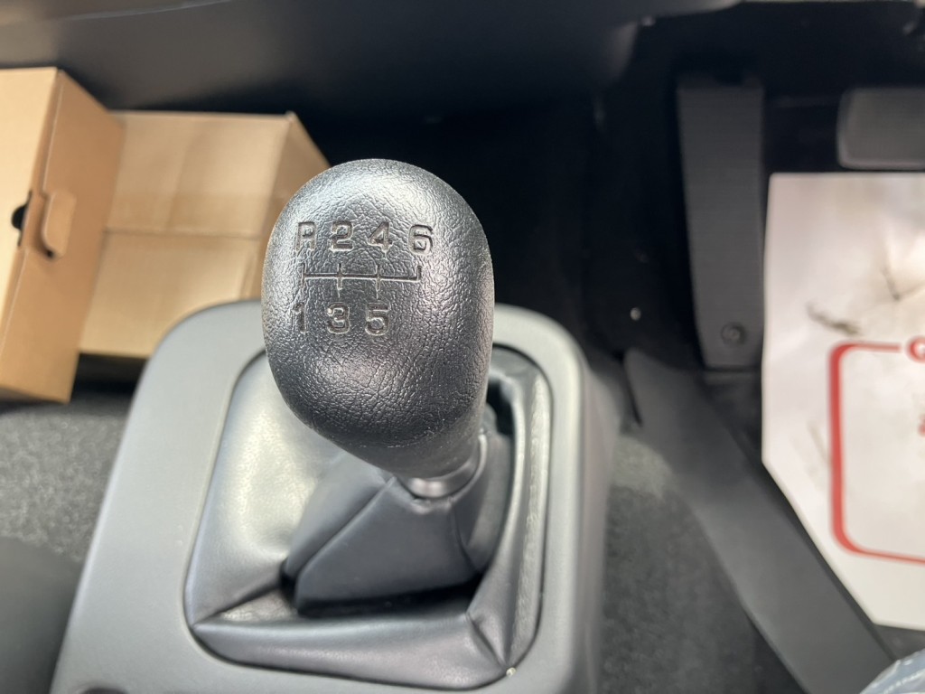 三菱 ファイター 2KG-FK62F(2WD)の写真9