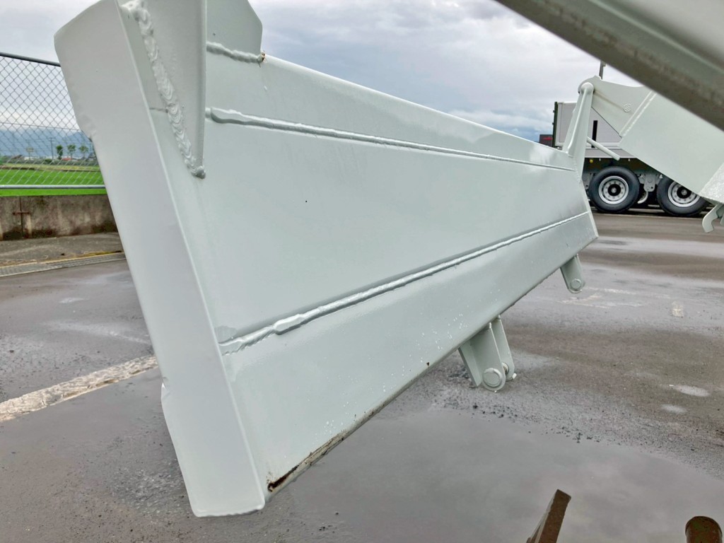三菱 ファイター 2KG-FK62F(2WD)の写真16