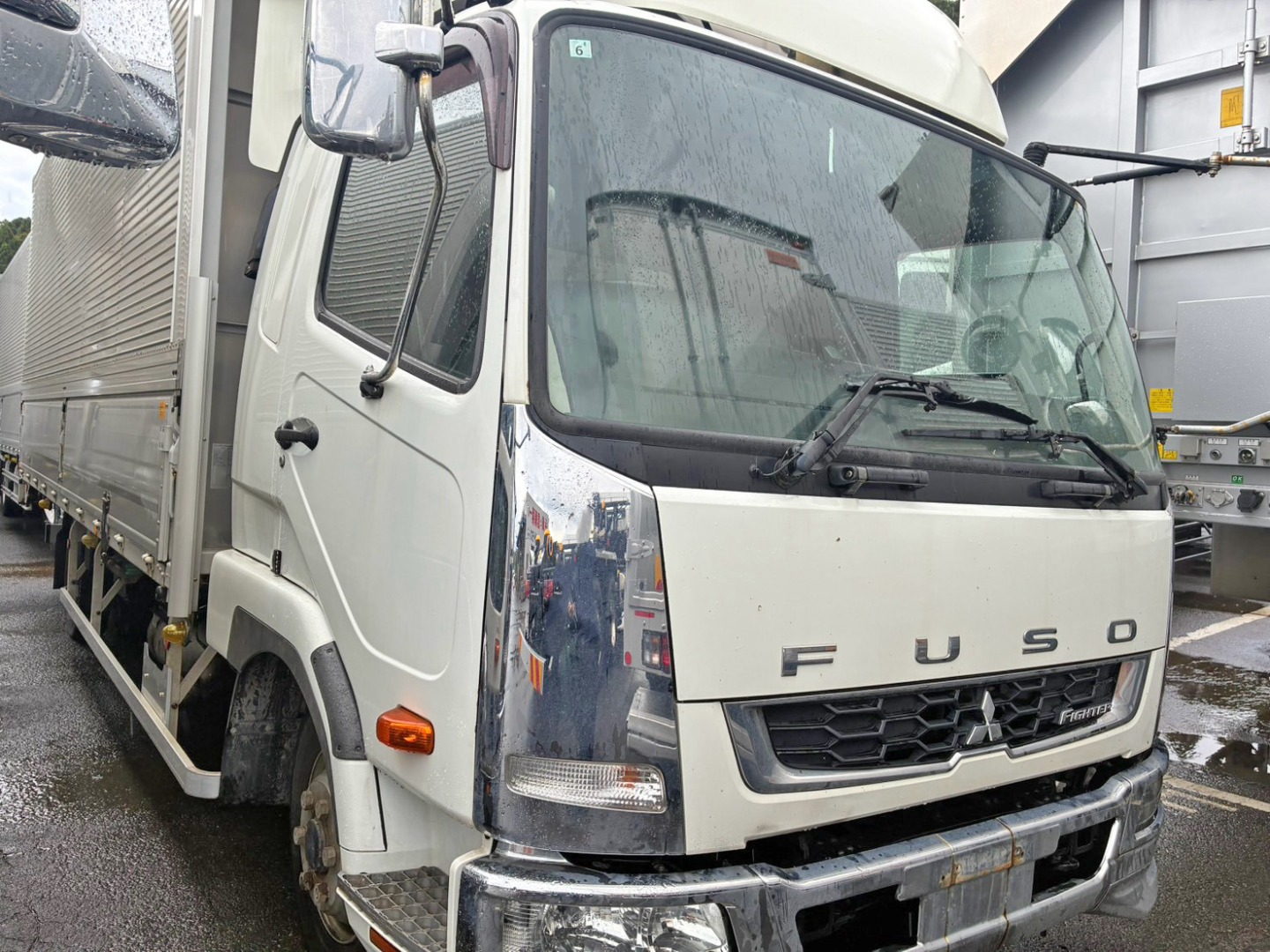 三菱 ファイター 2KG-FK64F(2WD)の写真2