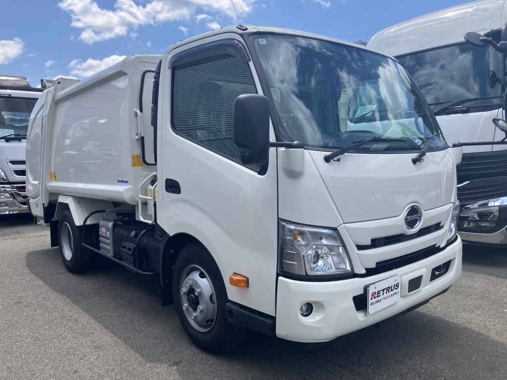 日野 デュトロ 2KG-XZU700M(2WD)の写真2