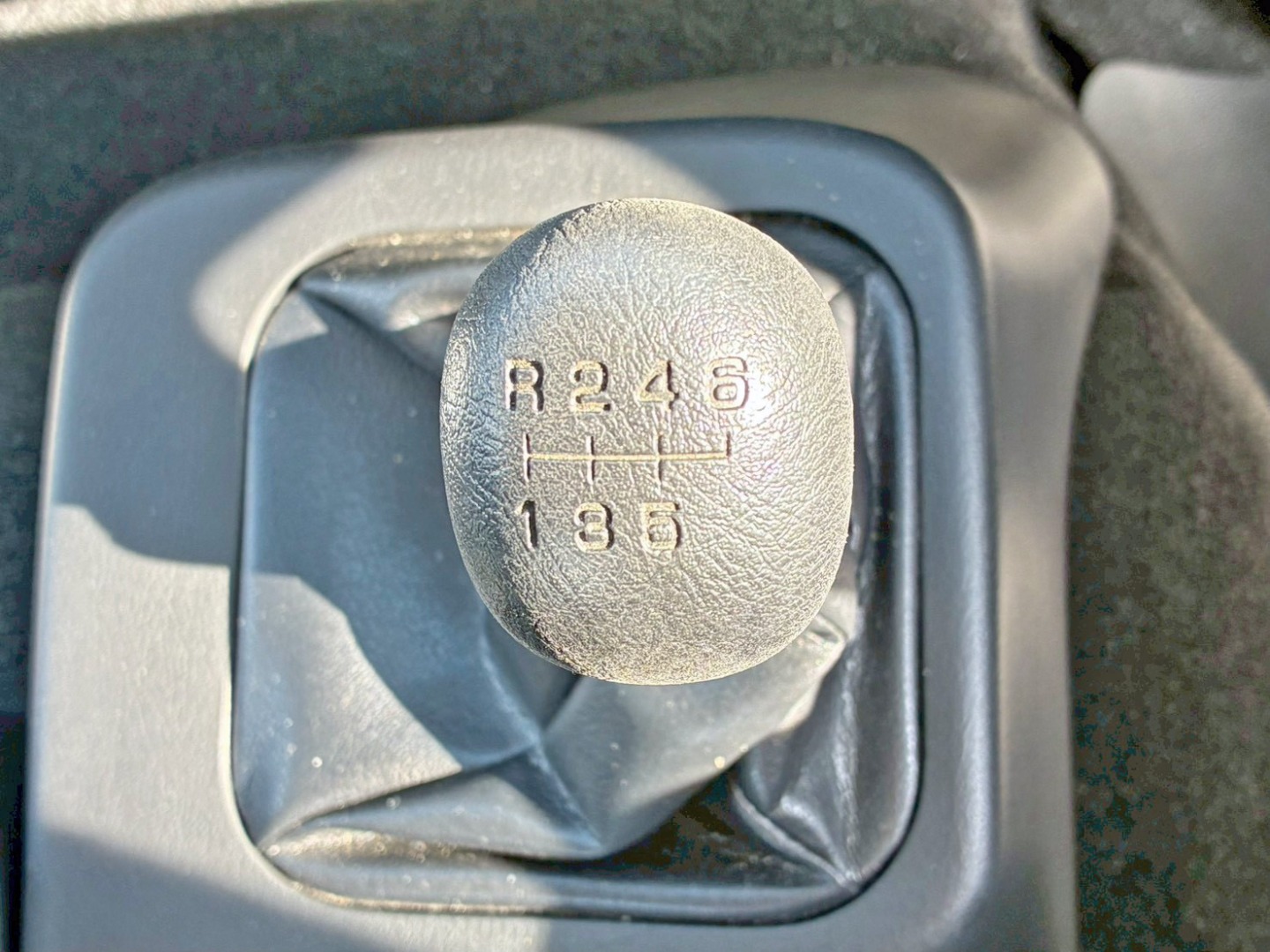 三菱 ファイター 2KG-FK62FZの写真26