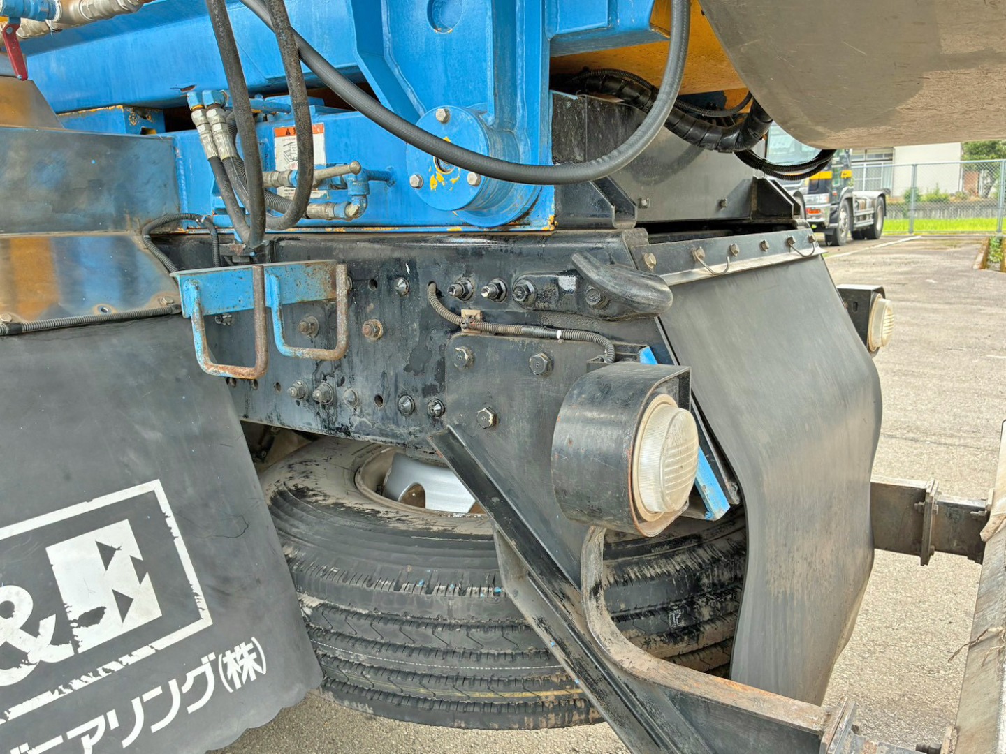 シャーシの状態です。|日野 プロフィア 2DG-FS1AJAの写真6