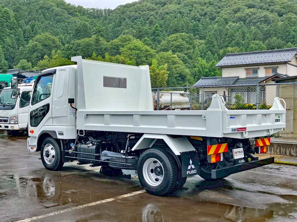 三菱 ファイター 2KG-FK62F(2WD)の写真3