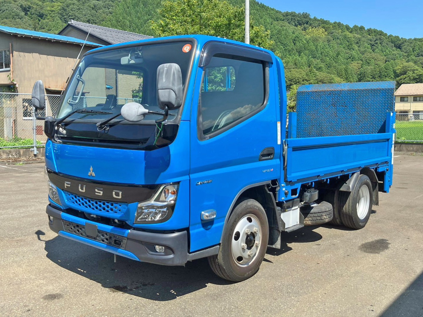 三菱 キャンター 2RG-FBAV0(2WD)の写真1