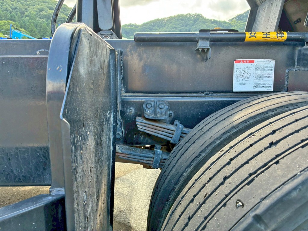 いすゞ フォワード 2RG-FTR90U2の写真5