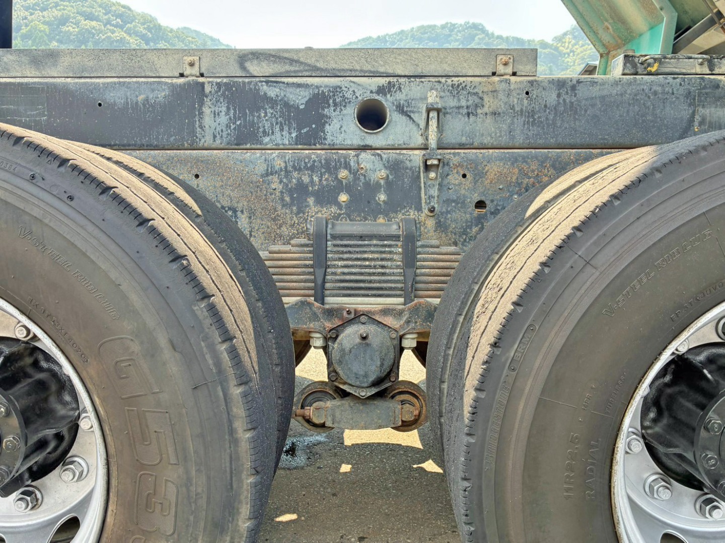 リーフサスです。|日野 プロフィア QKG-FS1EKAAの写真5