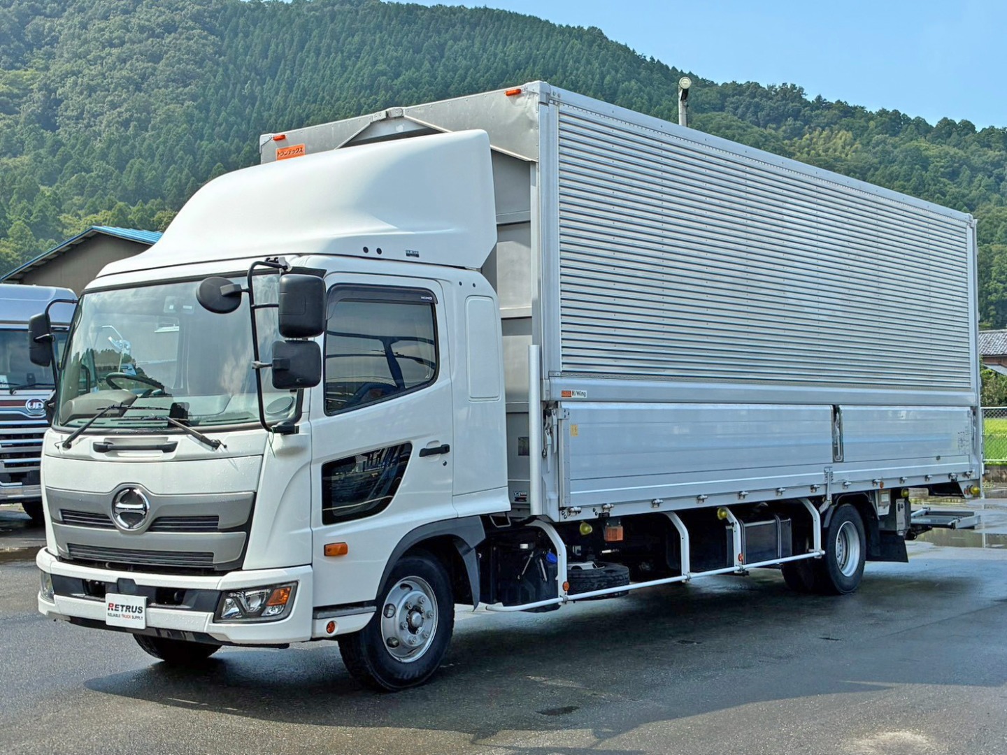 日野 レンジャー 2KG-FD2ABA(2WD)の写真1