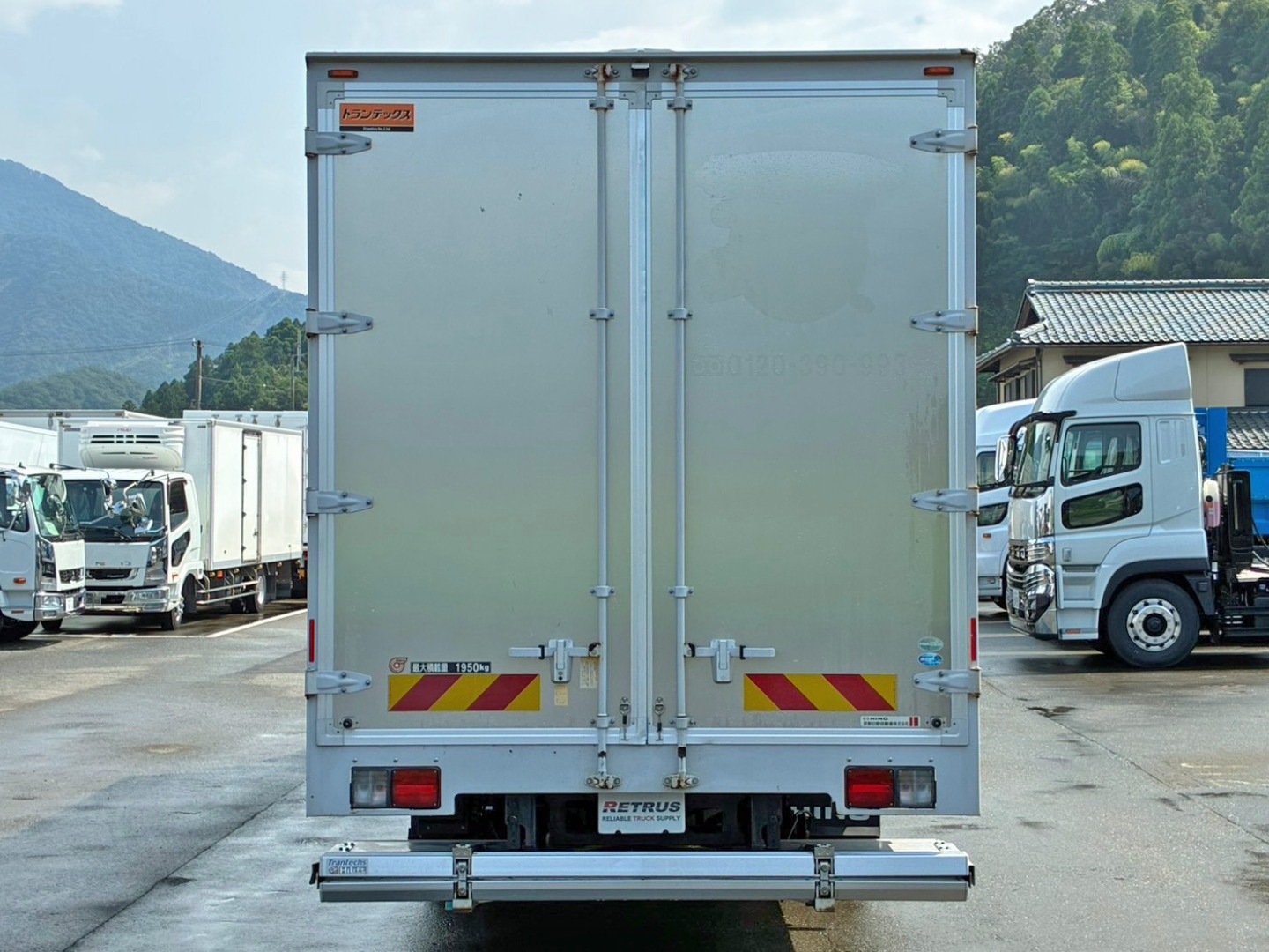 リヤ周りの状態です。|日野 レンジャー 2KG-FD2ABA(2WD)の写真9
