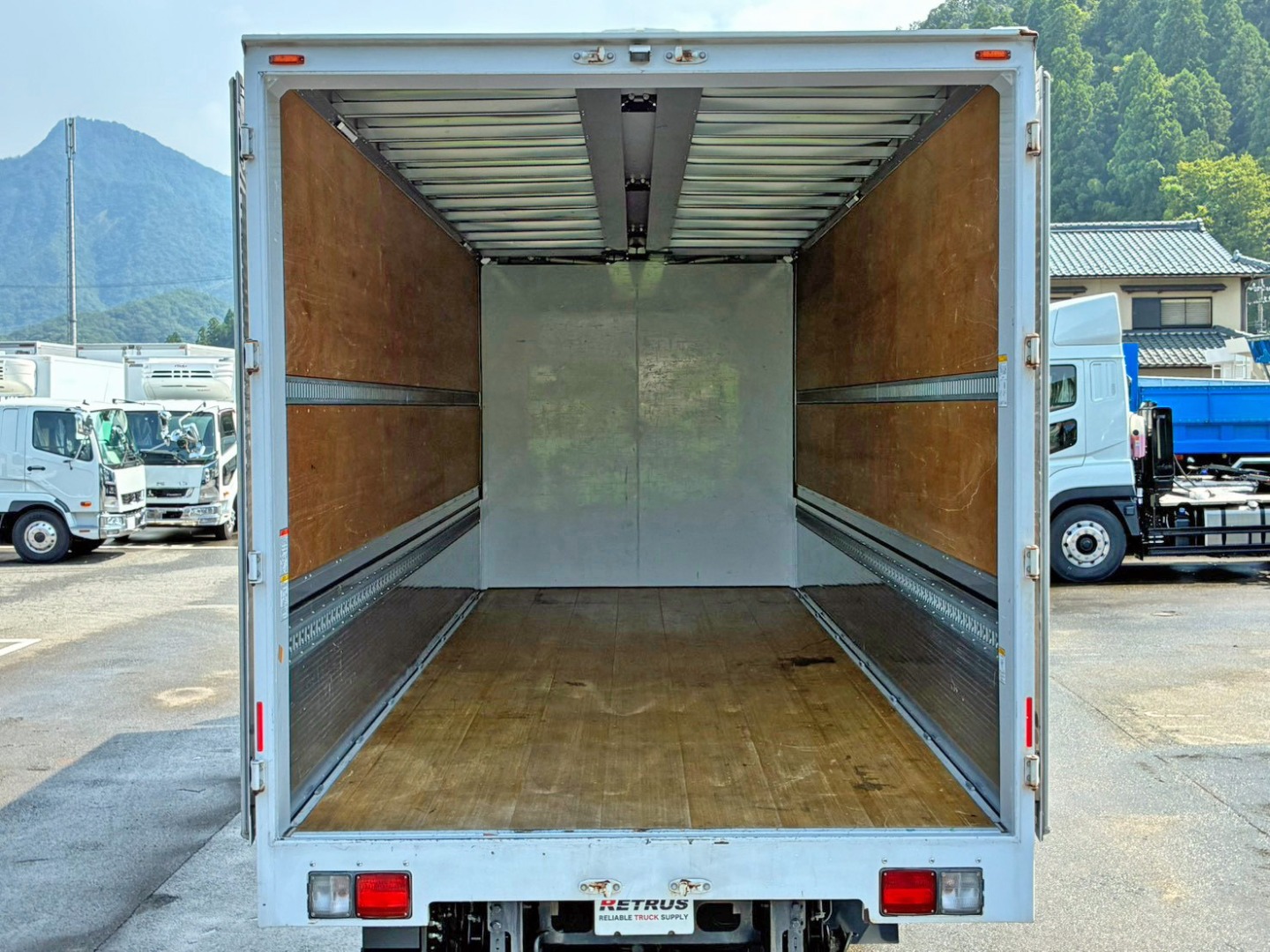 日野 レンジャー 2KG-FD2ABA(2WD)の写真10