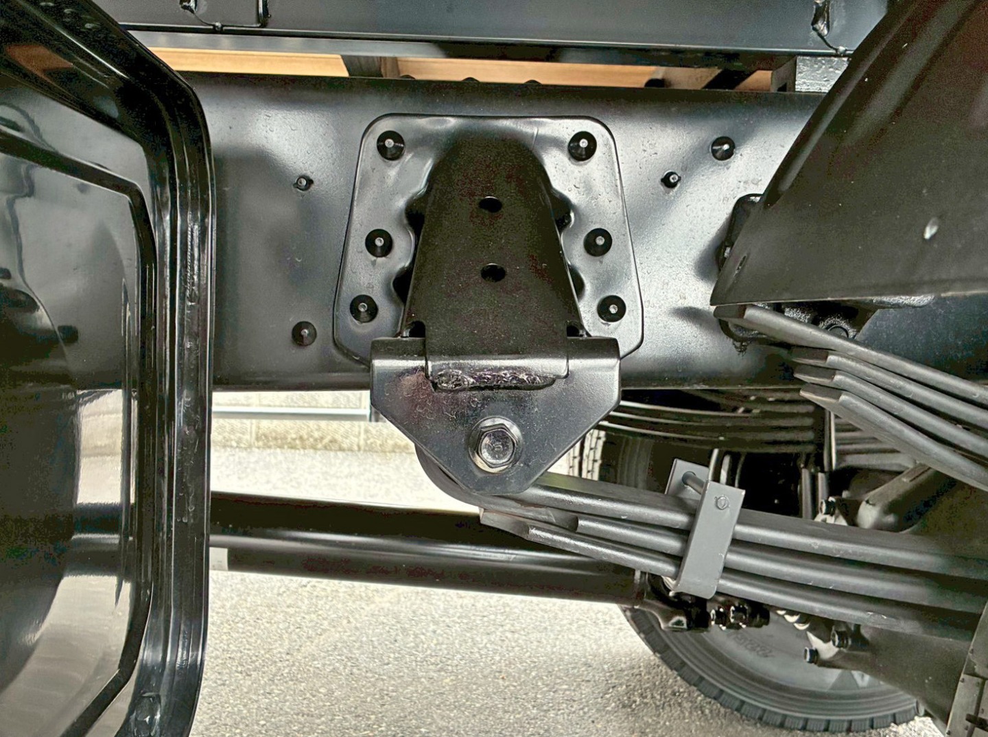 リーフサスです。|日野 レンジャー 2PG-FD2ABA(2WD)の写真5