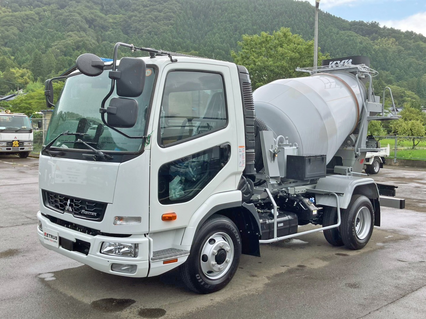 三菱 ファイター 2KG-FK72F(2WD)の写真1