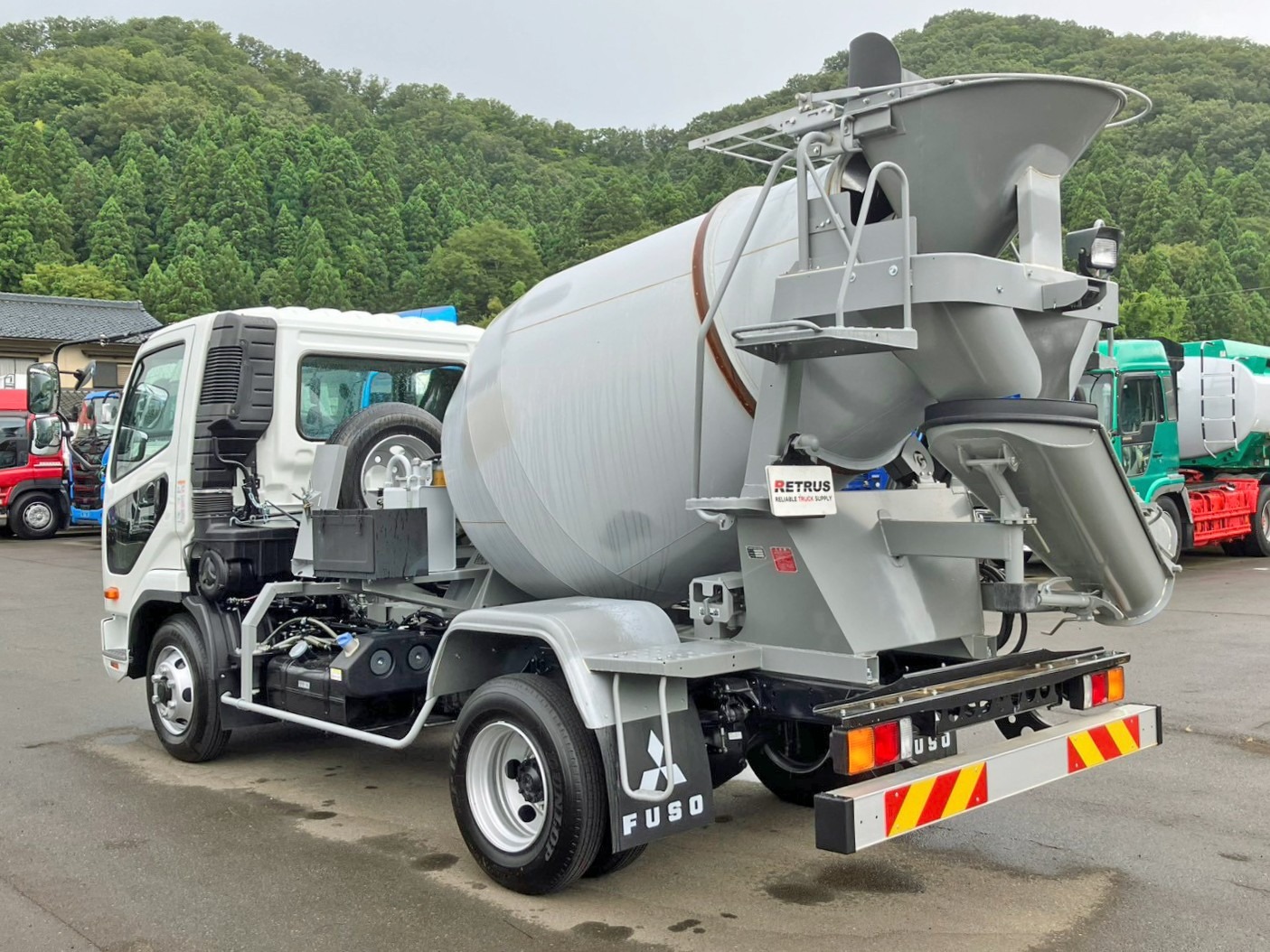三菱 ファイター 2KG-FK72F(2WD)の写真3