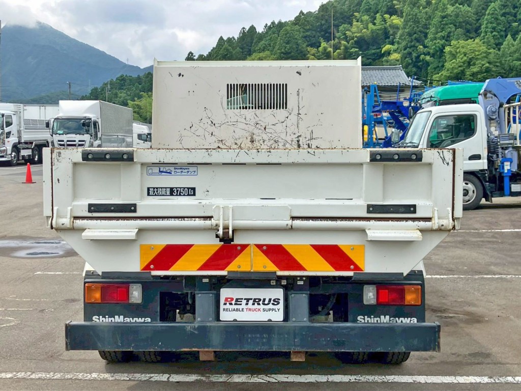 リア周りの状態です。|日野 デュトロ 2KG-XZU700X(2WD)の写真18