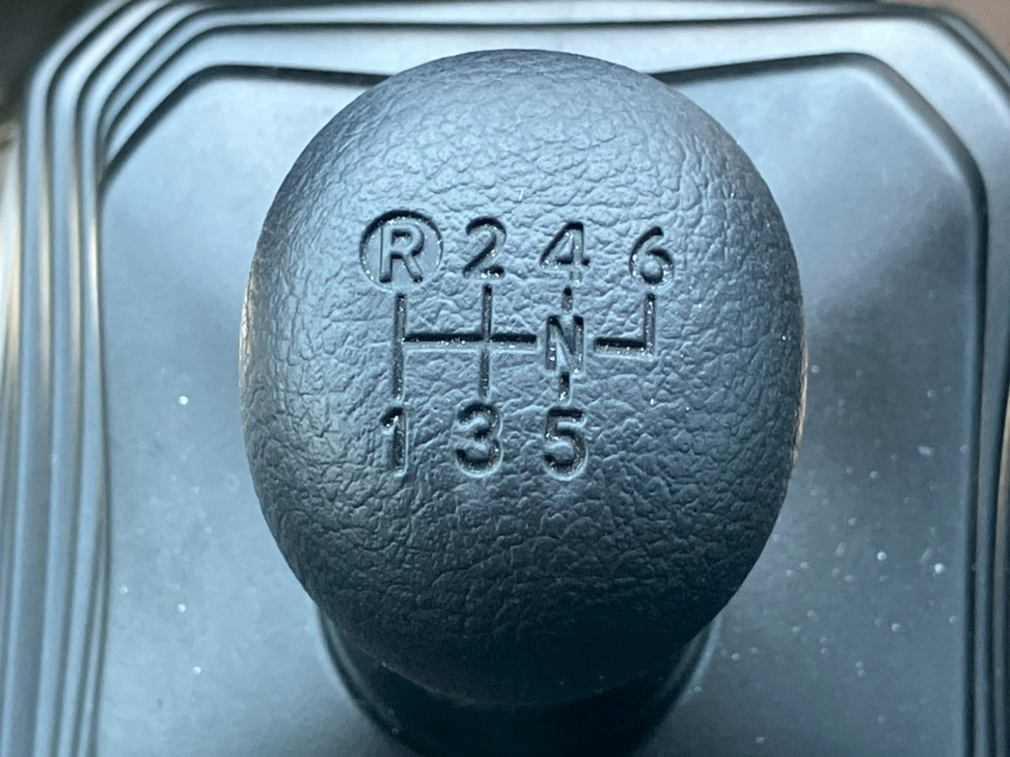 日野 デュトロ 2KG-XZU712M(2WD)の写真16