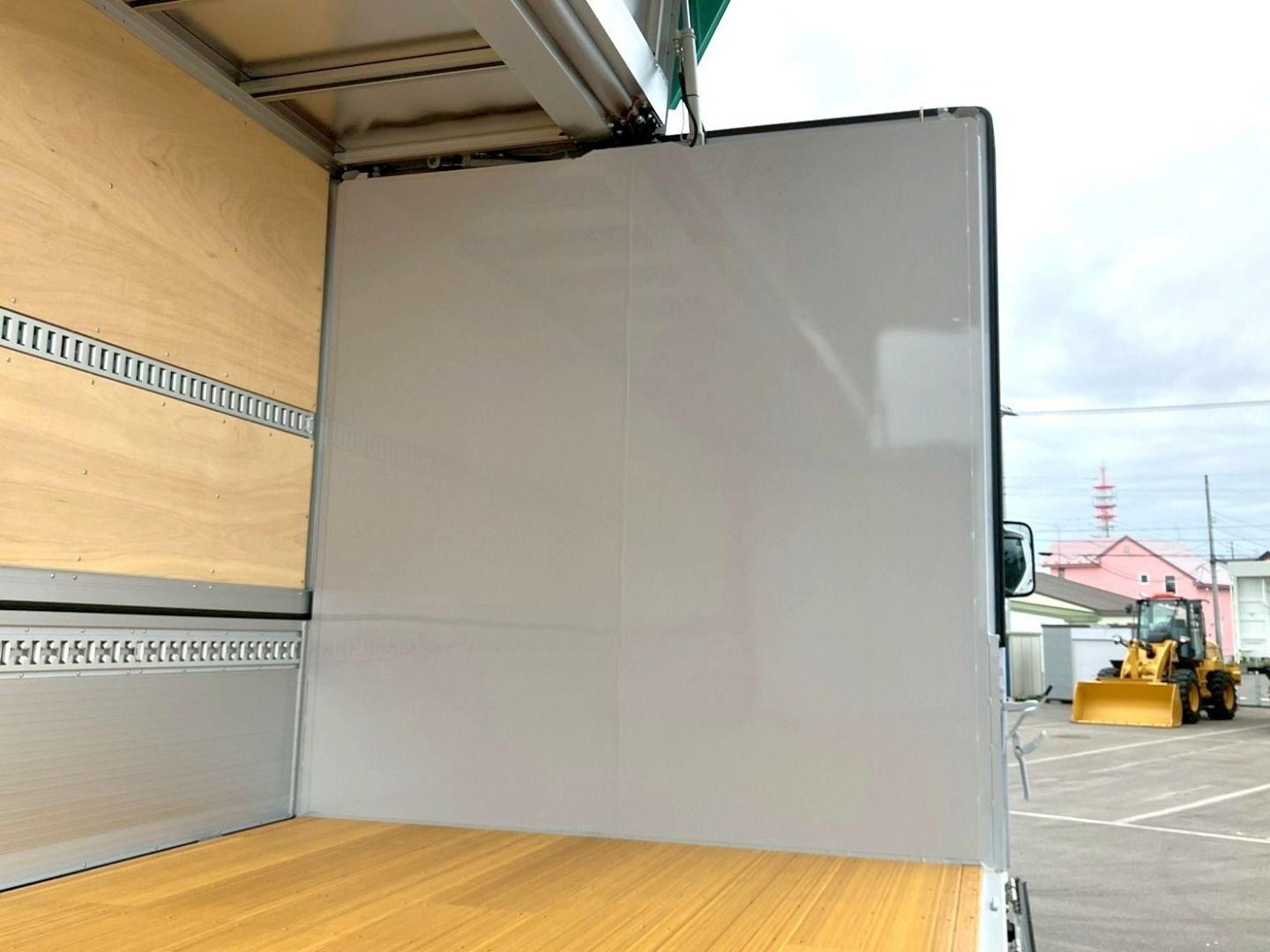 三菱 ファイター 2KG-FK65F(2WD)の写真13