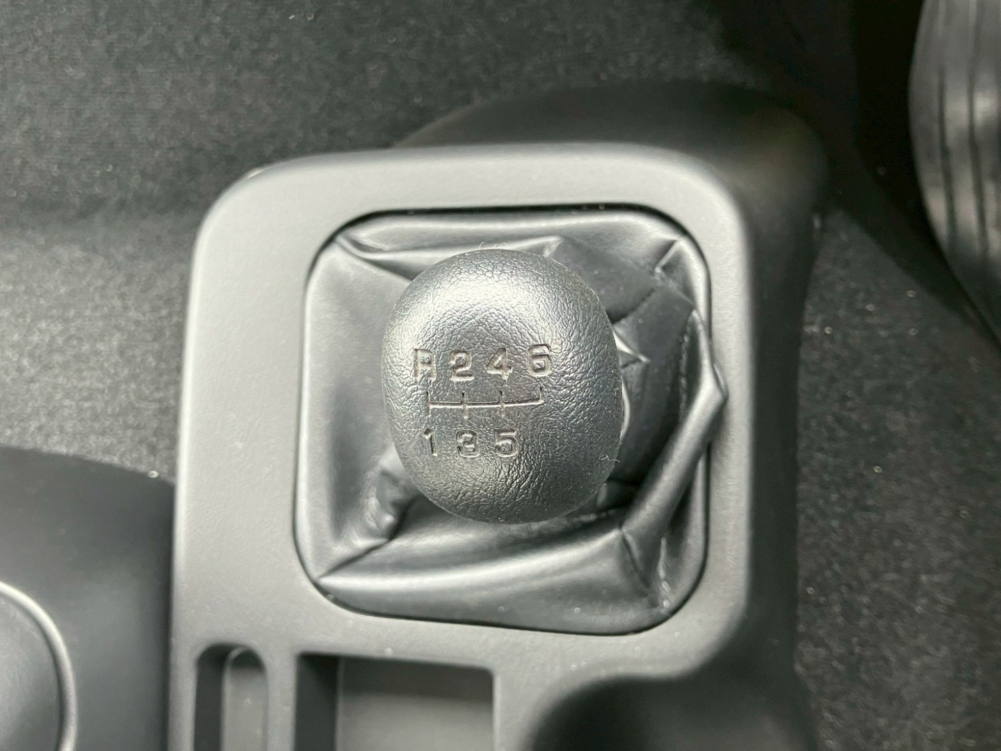三菱 ファイター 2KG-FK65F(2WD)の写真28