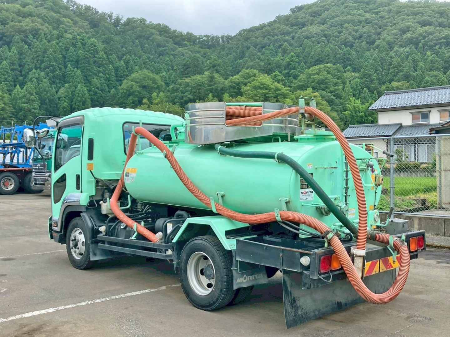 いすゞ フォワード TKG-FRR90S1(2WD)の写真3