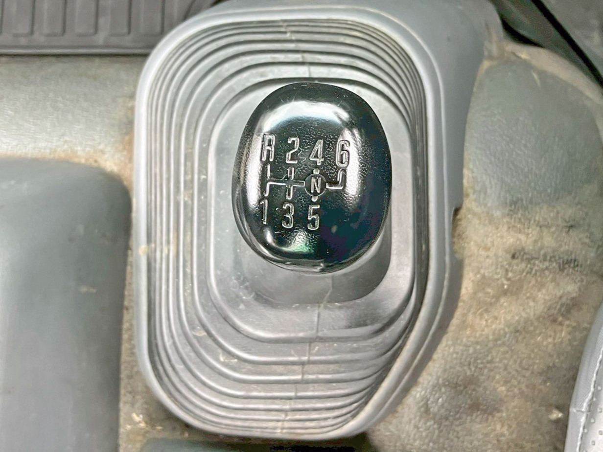 いすゞ フォワード TKG-FRR90S1(2WD)の写真40
