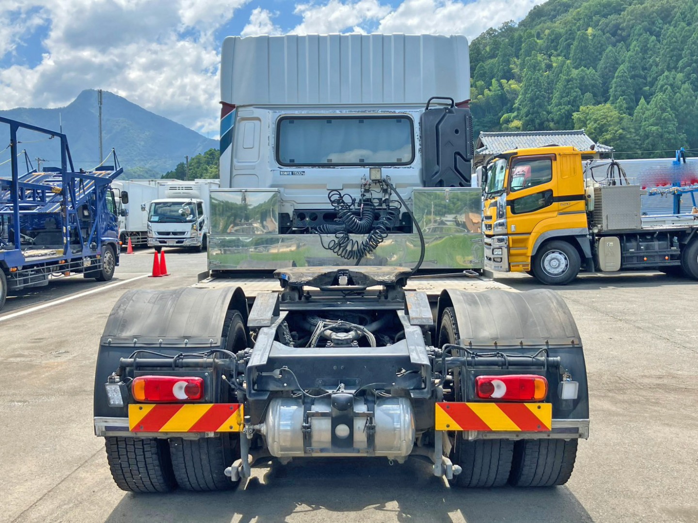 リア周りの状態です。|UDトラックス クオン 2PG-GK5AABの写真8