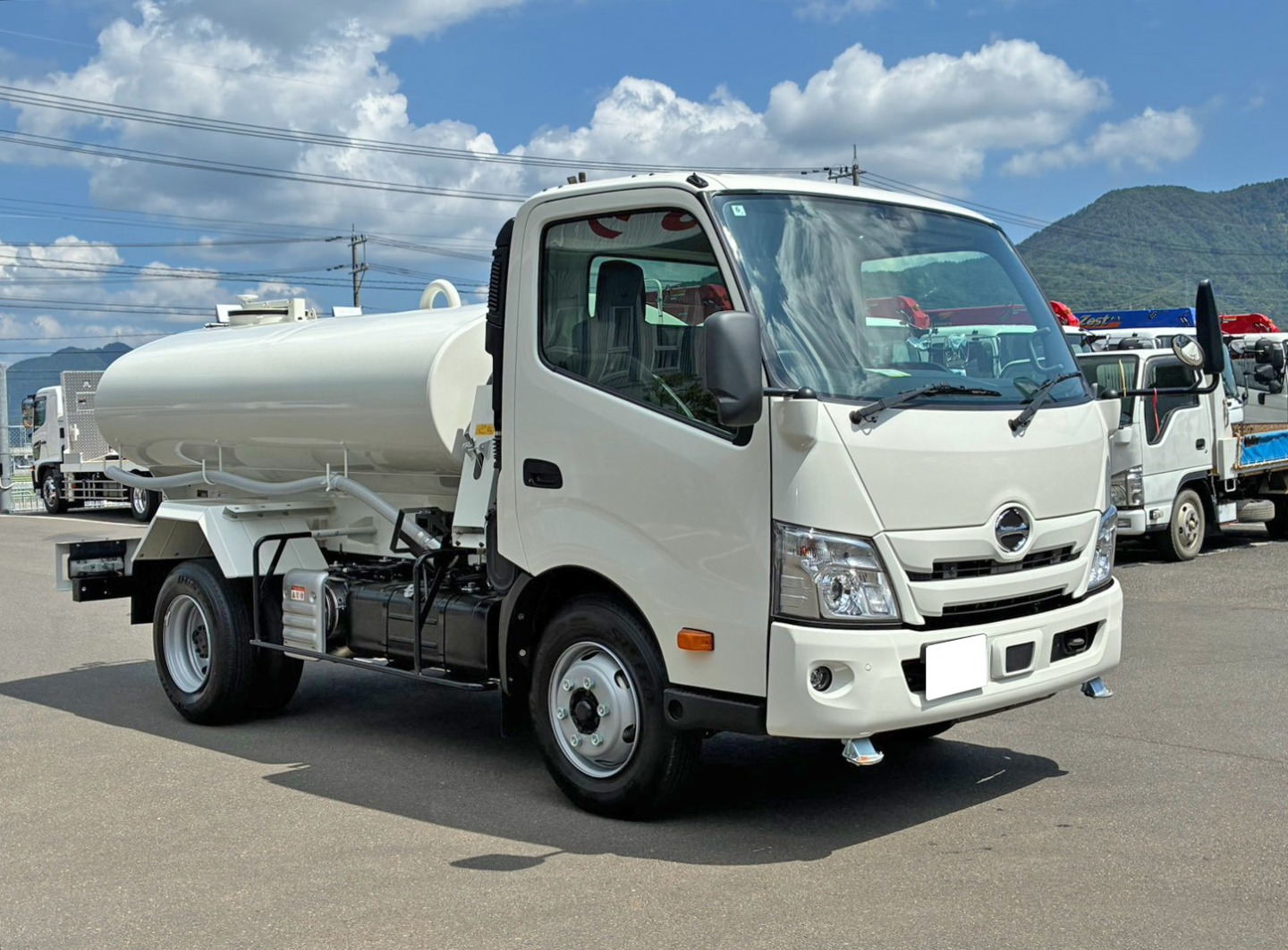 2|日野 デュトロ 2KG-XZU700M(2WD)の写真2