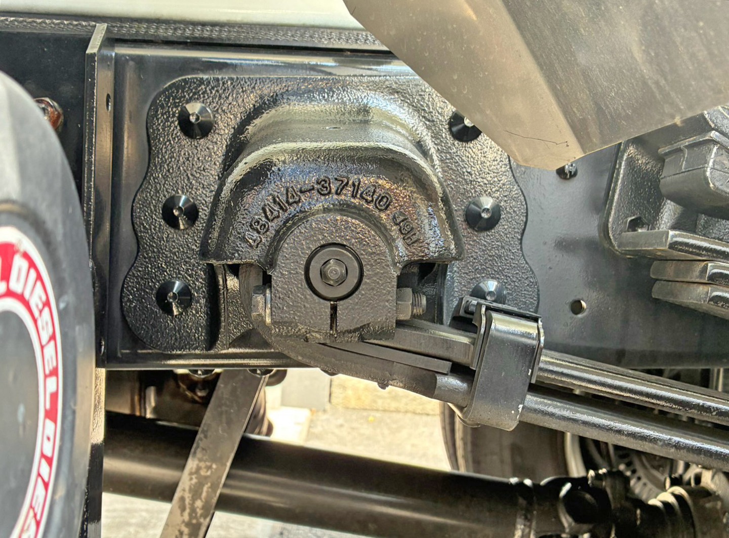 リーフサスです。|日野 デュトロ 2KG-XZU700M(2WD)の写真5