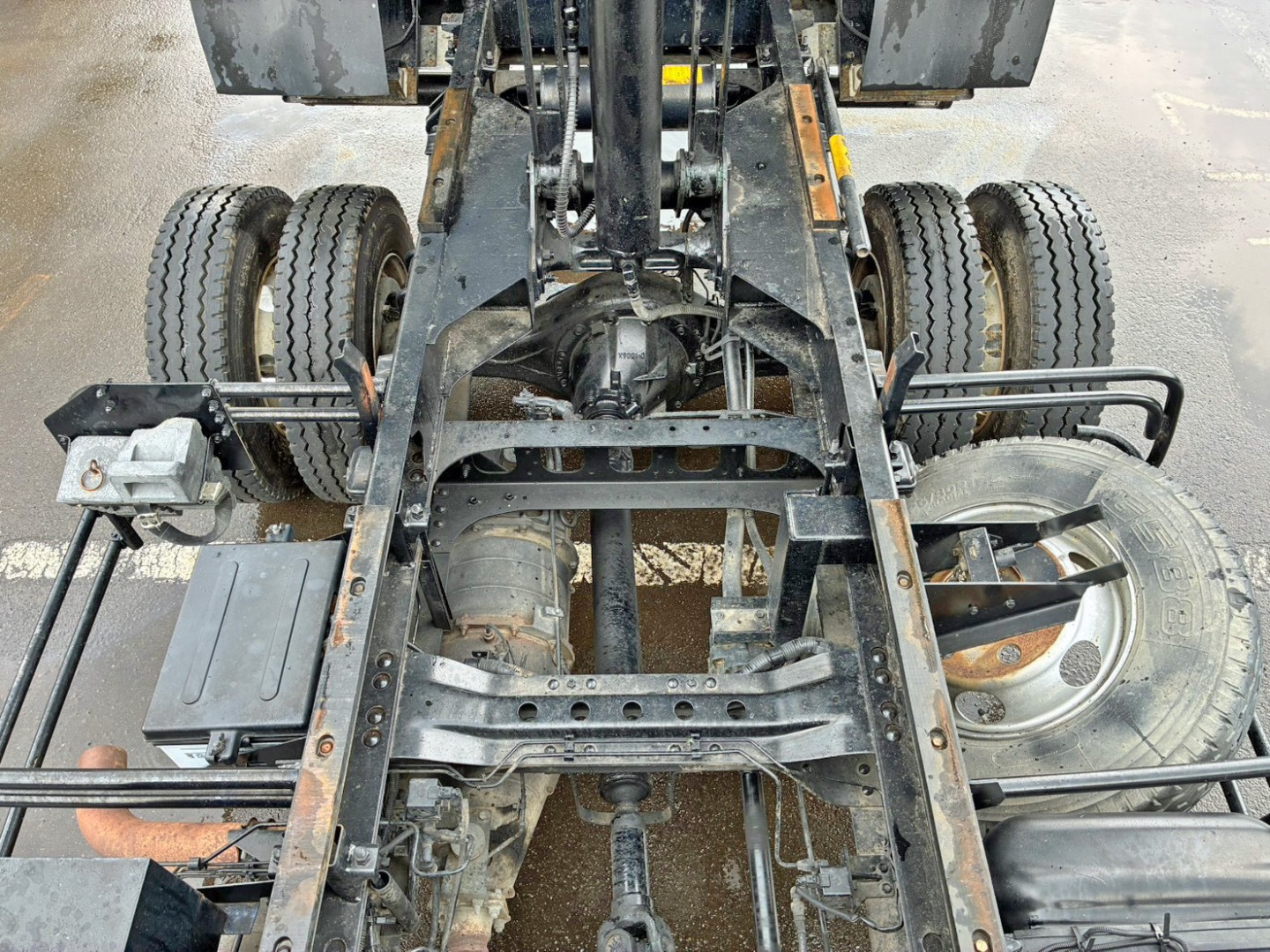 いすゞ フォワード TKG-FRR90S1(2WD)の写真15