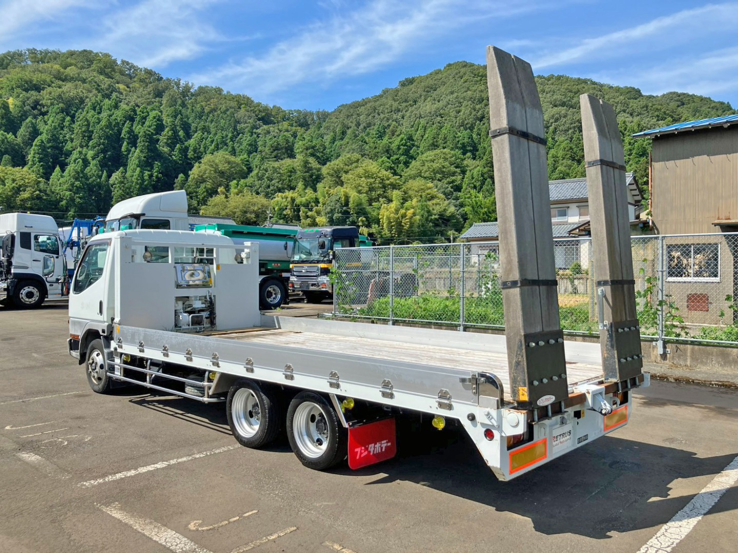 三菱 キャンター KK-FF63EHY(2WD)の写真4