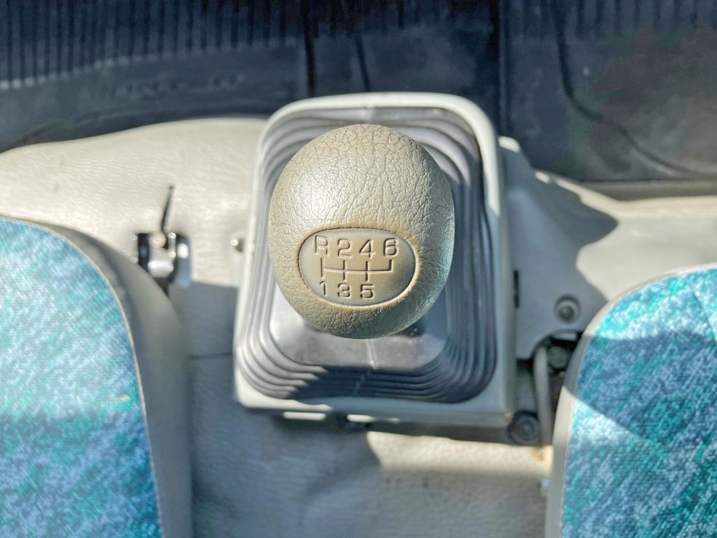三菱 キャンター KK-FF63EHY(2WD)の写真25