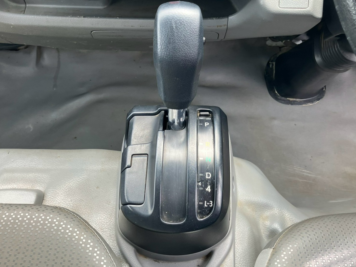 ATです。|トヨタ カゼット TKG-XZC610D(2WD)の写真38