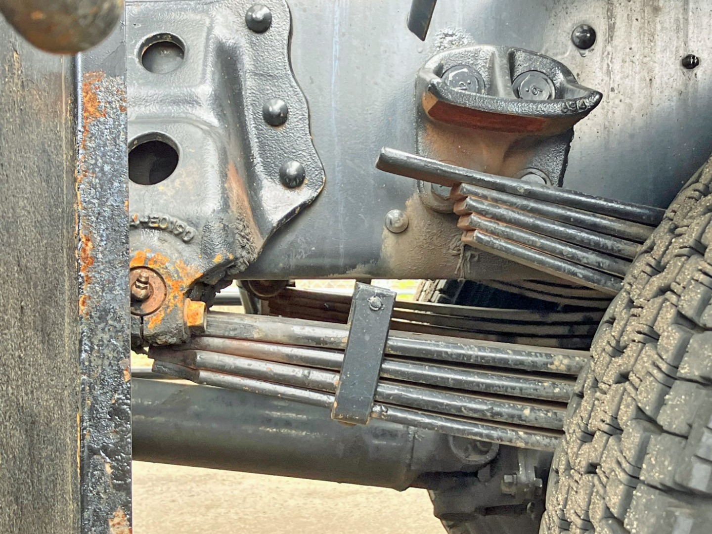 リーフサスです。|日野 レンジャー QKG-FE7JGAAの写真5
