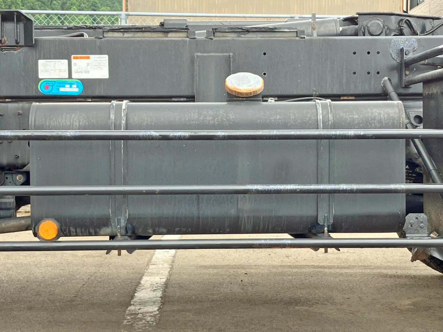 燃料タンクは200Lです。|日野 レンジャー QKG-FE7JGAAの写真17