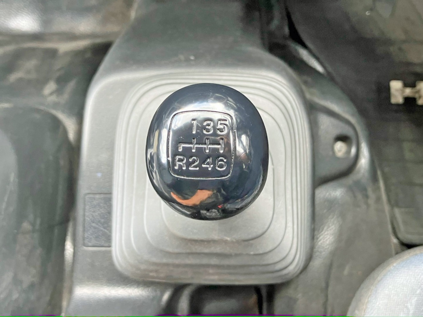 日野 レンジャー QKG-FE7JGAAの写真21