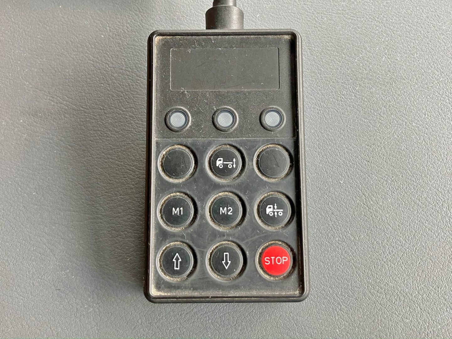 エアサスのコントローラーです。|三菱 ファイター TKG-FK64F(2WD)の写真36