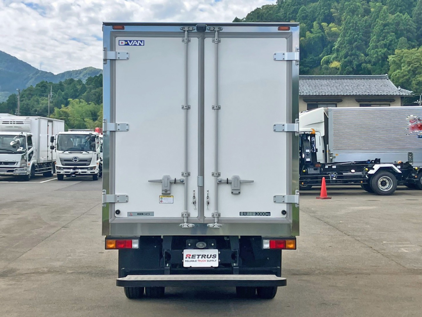 リヤ周りの状態です。|三菱 キャンター 2RG-FBAV0(2WD)の写真10
