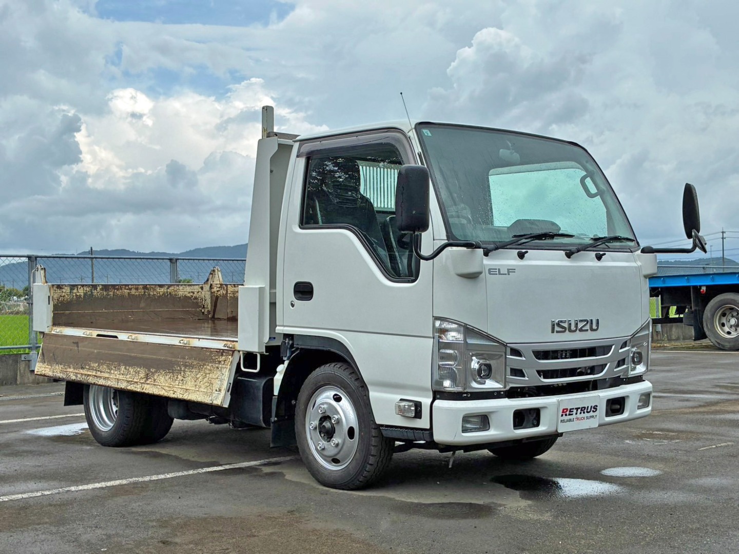 アオリを開いた状態です。|いすゞ エルフ 2RG-NJR88AD(2WD)の写真2