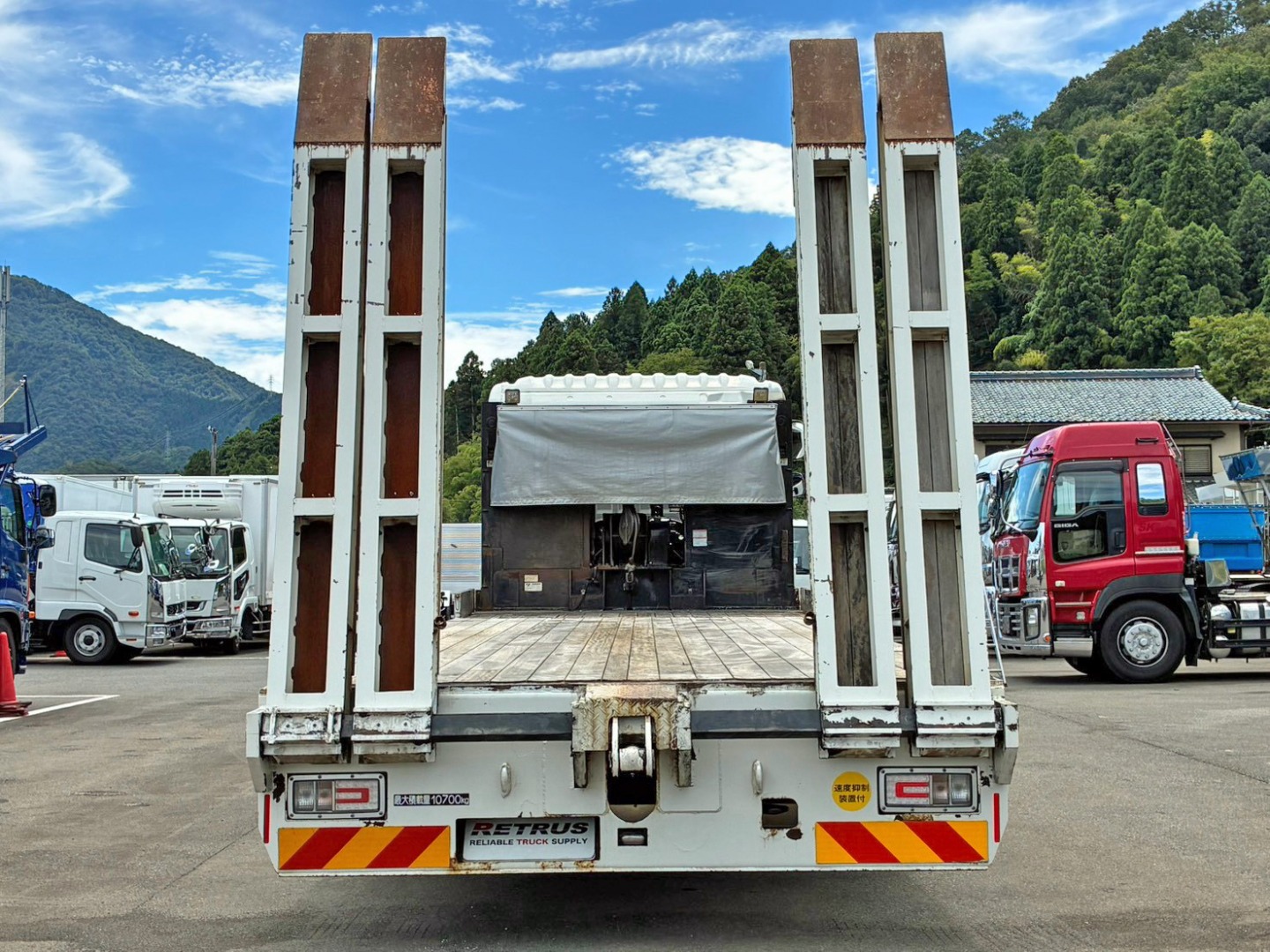 リヤ周りの状態です。|日野 プロフィア 2DG-FQ1AJGの写真20