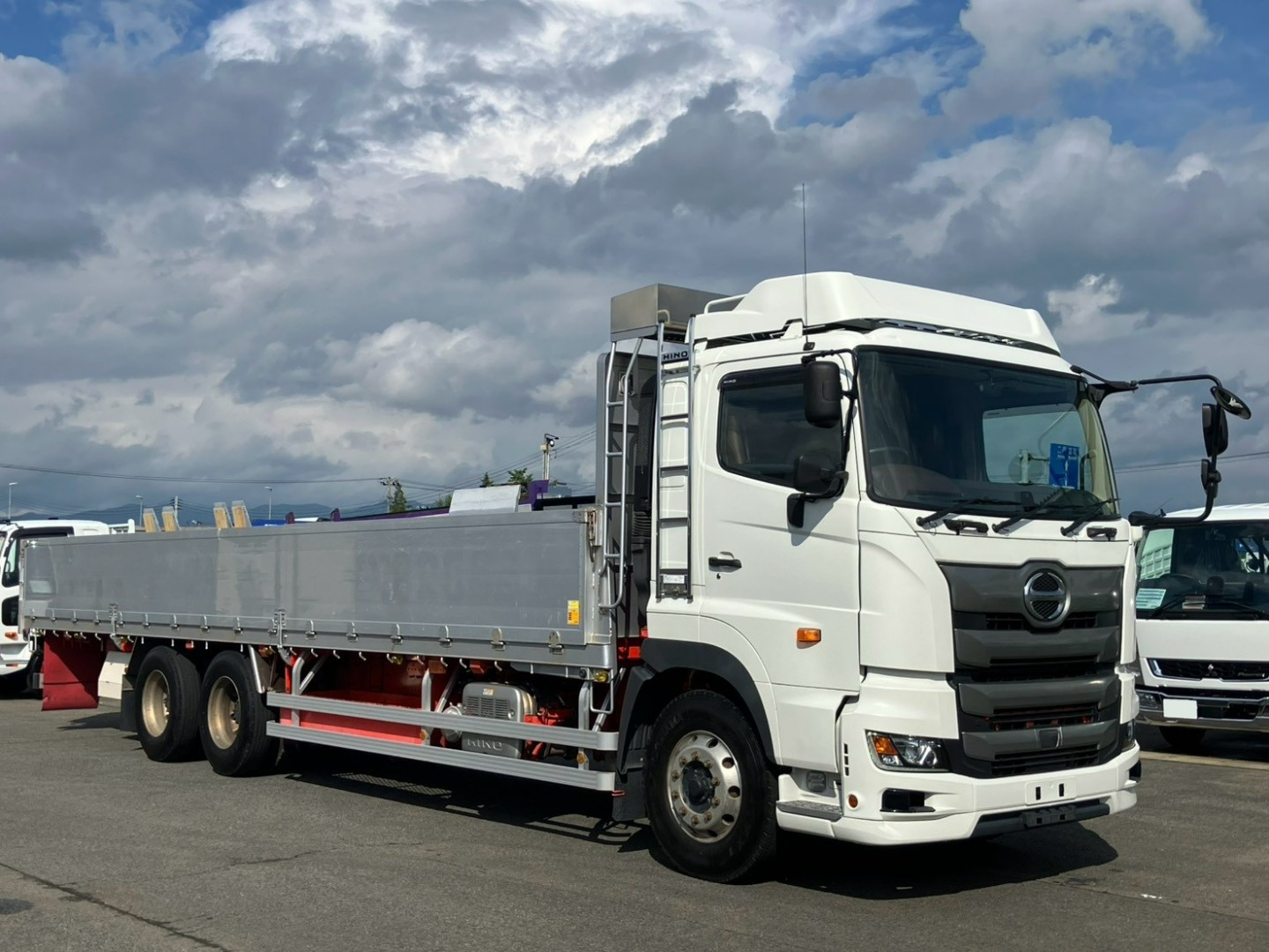 日野 プロフィア 2DG-FS1AHGの写真2