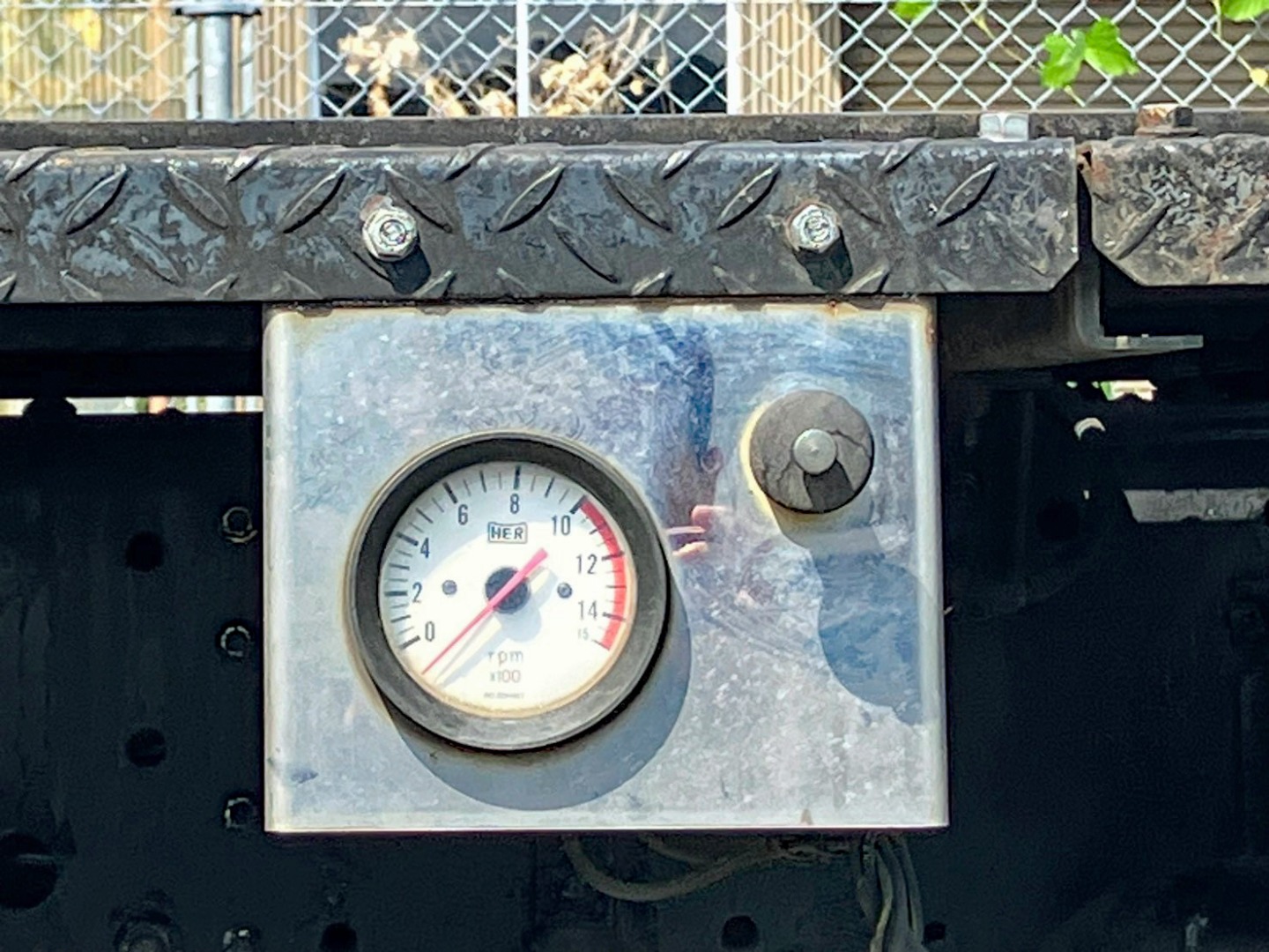 コンプレッサー回転計作動不良です。|いすゞ ギガ QKG-EXD52AEの写真29