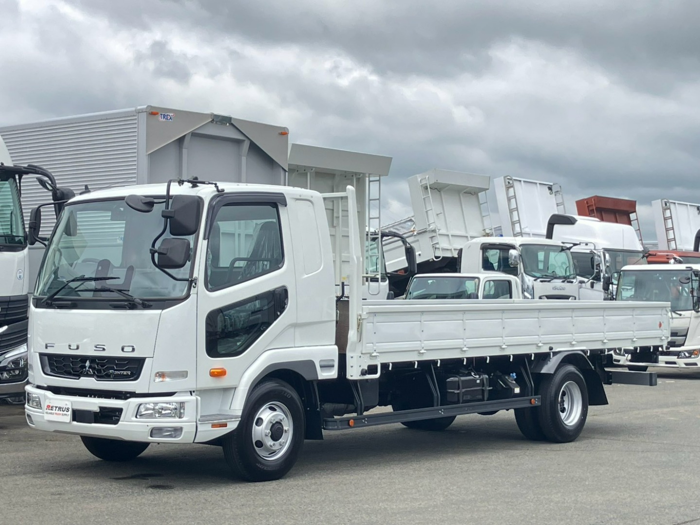 三菱 ファイター 2KG-FK62F(2WD)の写真1